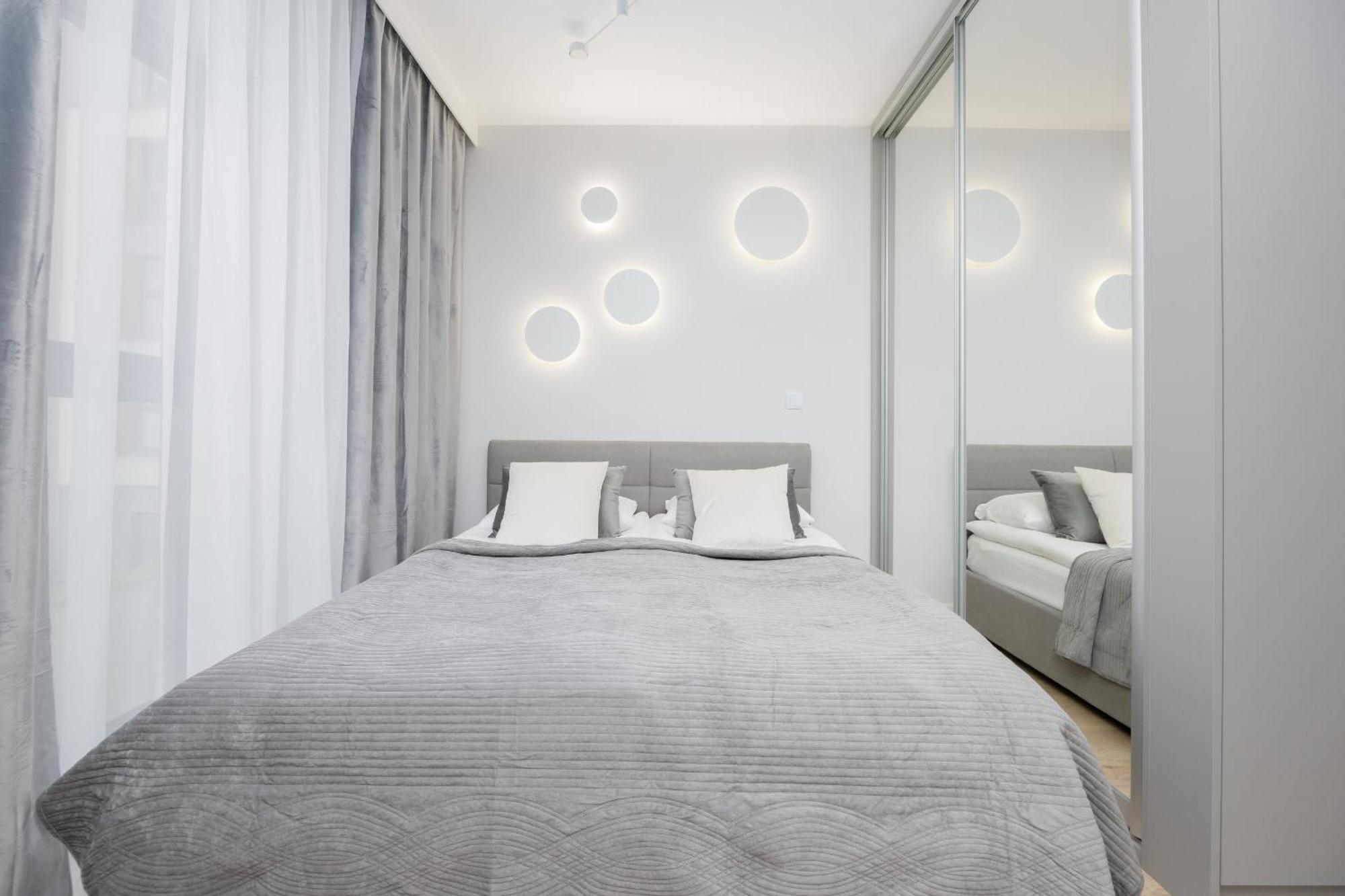 Apartament Wyjatkowe Studia W Warszawie By Renters