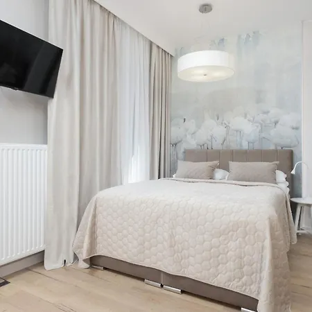 Wyjatkowe Studia W Warszawie By Noclegi Renters Warszawa Zewnętrze zdjęcie