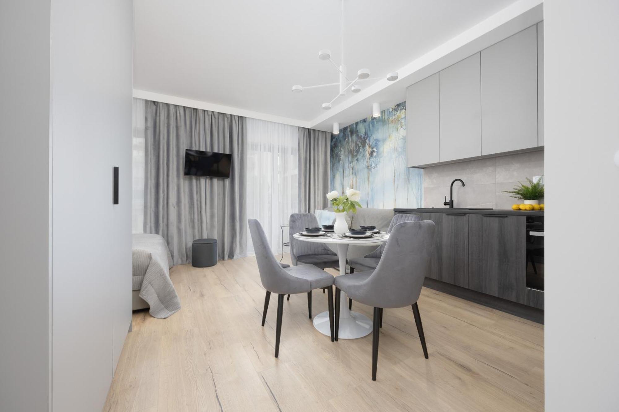 Wyjatkowe Studia W Warszawie By Renters * Варшава