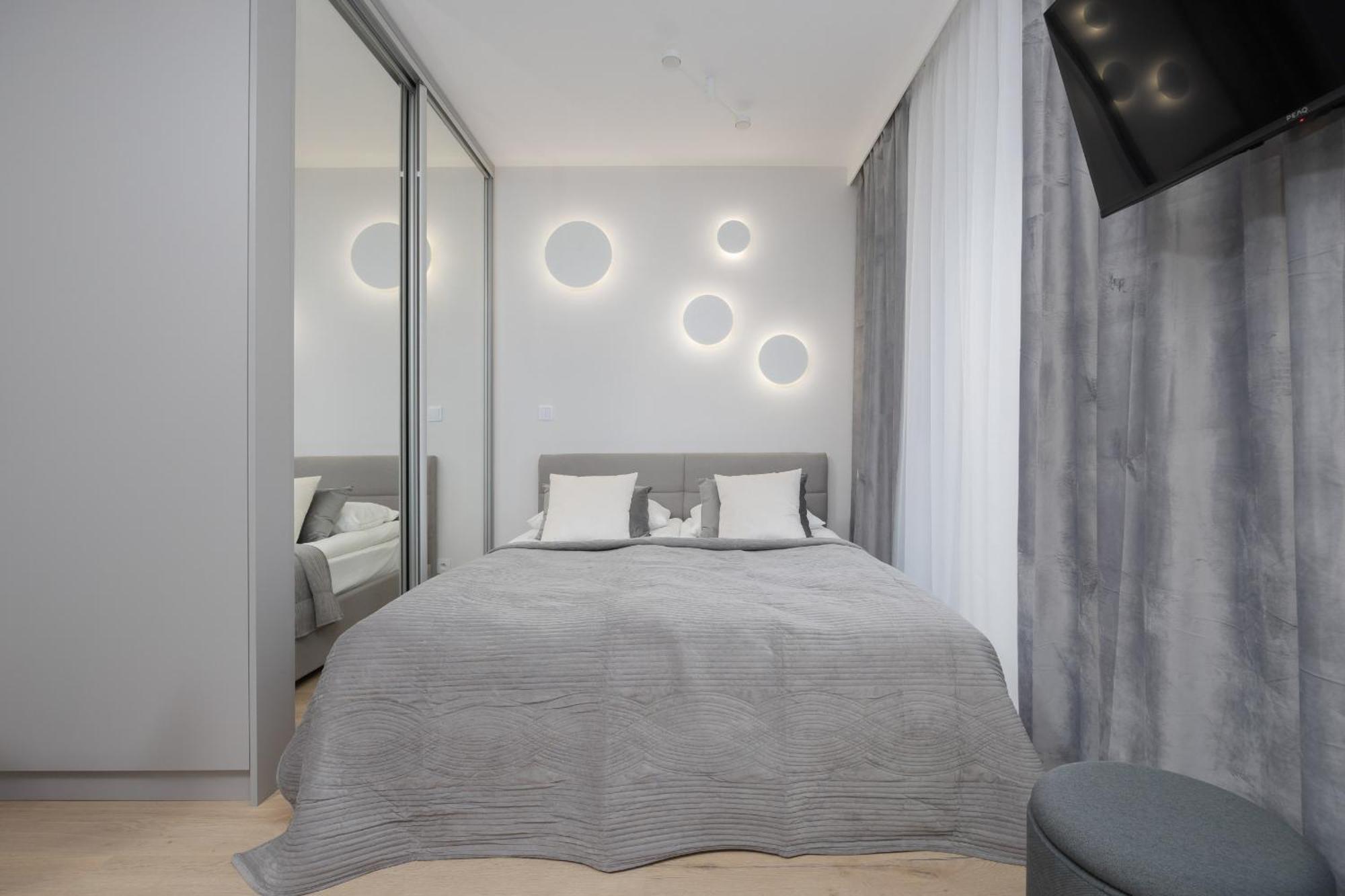Wyjatkowe Studia W Warszawie By Renters Апартаменти
