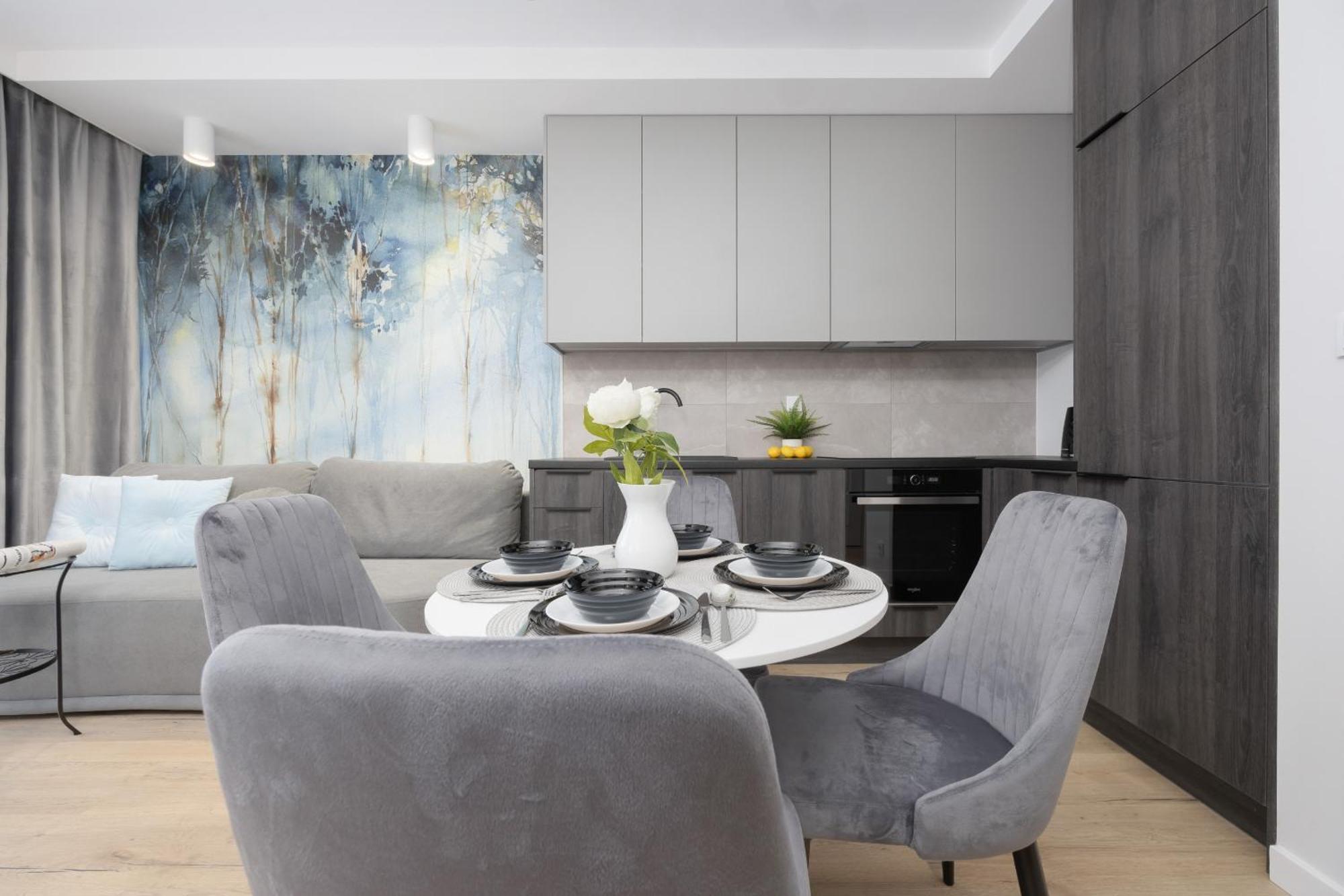 Wyjatkowe Studia W Warszawie By Renters Апартаменти