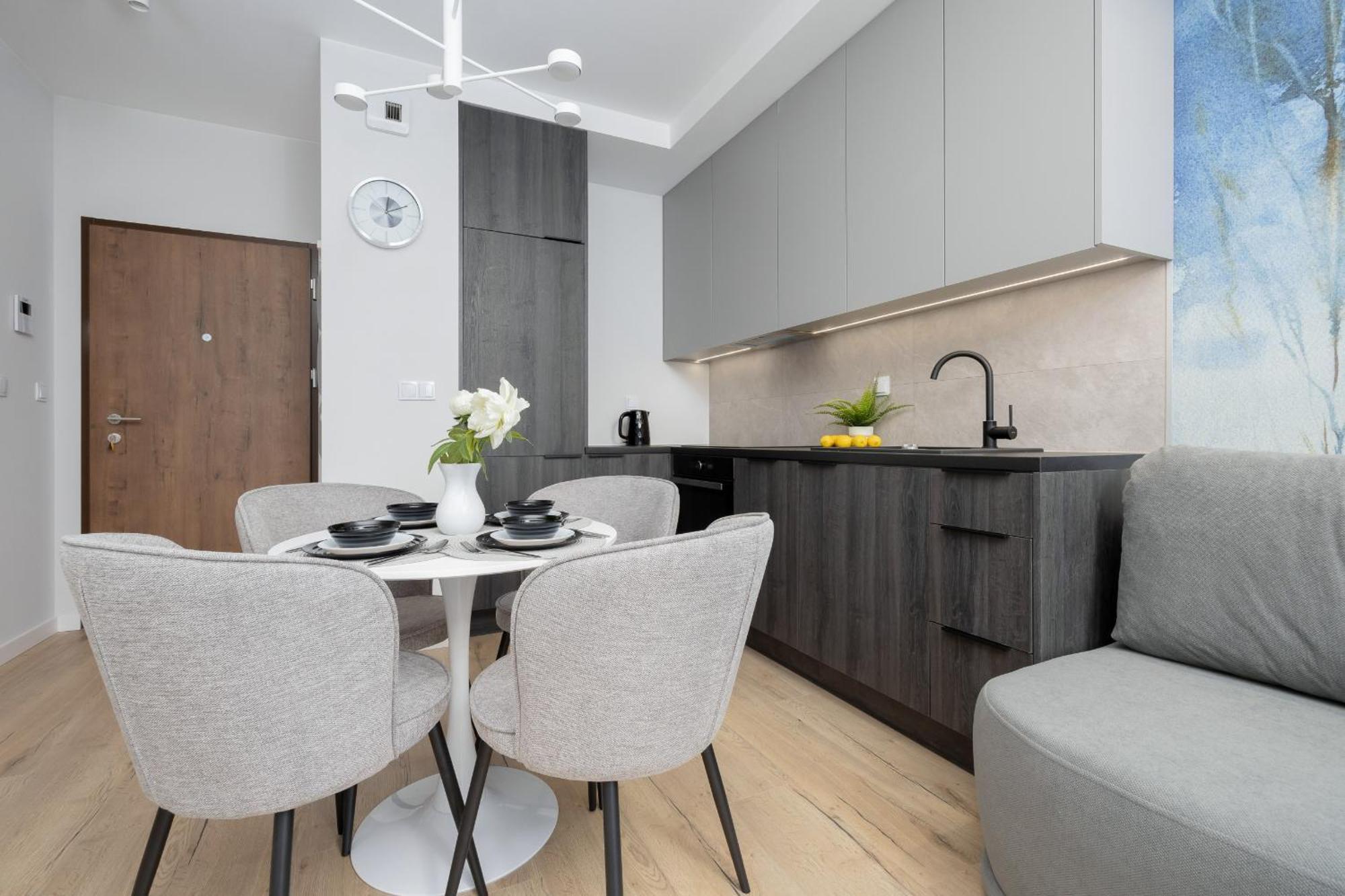Wyjatkowe Studia W Warszawie By Renters Варшава